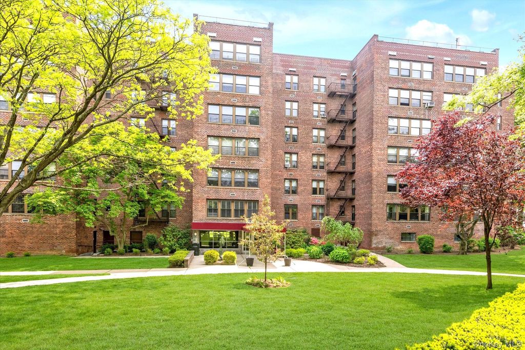 18-75 Corporal Kennedy Street 2K, Bayside, NY 11360
