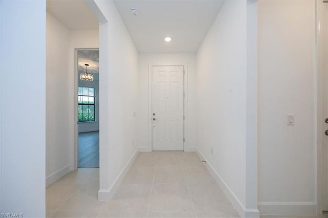 10335 Ventana LN, Naples, FL 34120