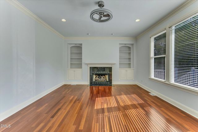 7804 Umstead Forest Drive, Raleigh, NC 27612