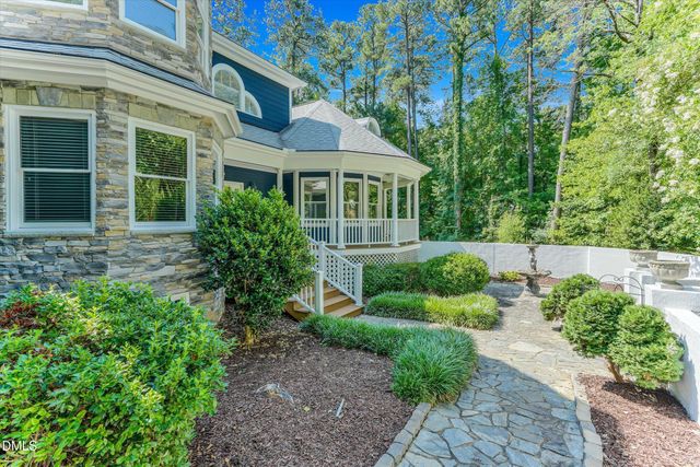 7804 Umstead Forest Drive, Raleigh, NC 27612