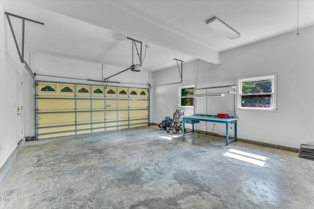 7804 Umstead Forest Drive, Raleigh, NC 27612