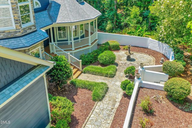 7804 Umstead Forest Drive, Raleigh, NC 27612