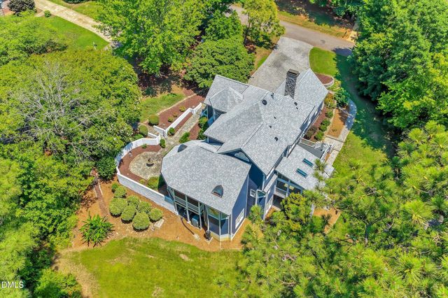 7804 Umstead Forest Drive, Raleigh, NC 27612