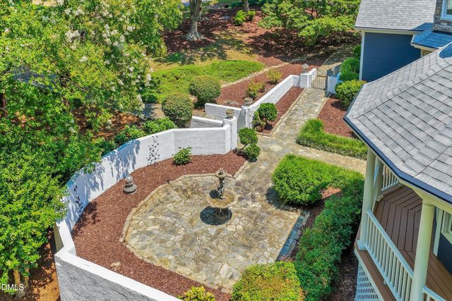 7804 Umstead Forest Drive, Raleigh, NC 27612