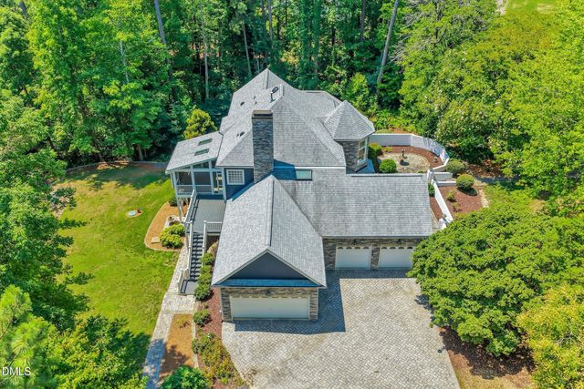 7804 Umstead Forest Drive, Raleigh, NC 27612