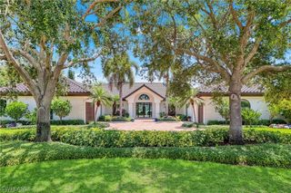 4701 Oak Leaf DR, Naples, FL 34119