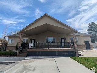 3312 W COUNTRY BLUFF RD, South Jordan, UT 84095