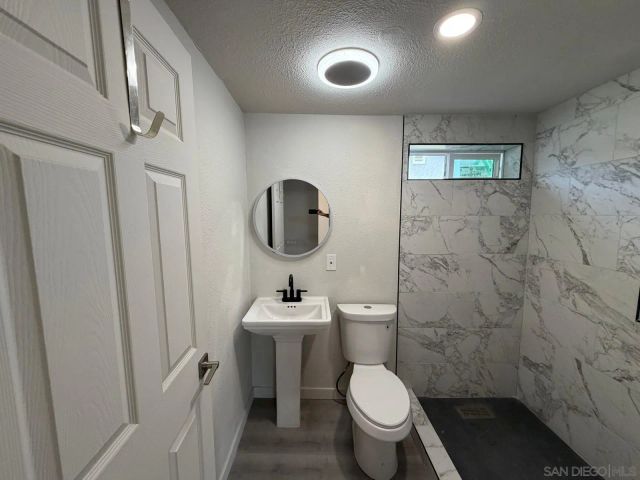 2959 Ridgeway Dr, National City, CA 91950