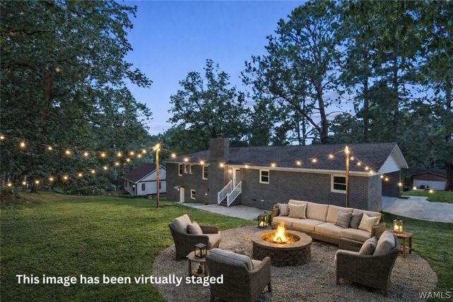 4320 Woodland Forrest, Tuscaloosa, AL 35405