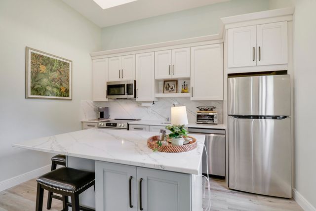 10735 Lantana Road Gh, Lake Worth, FL 33449