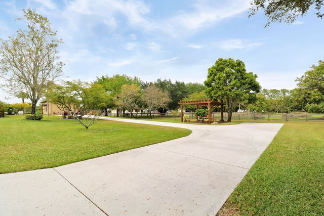 10735 Lantana Road Gh, Lake Worth, FL 33449