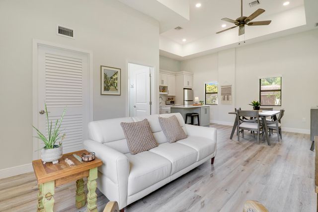 10735 Lantana Road Gh, Lake Worth, FL 33449