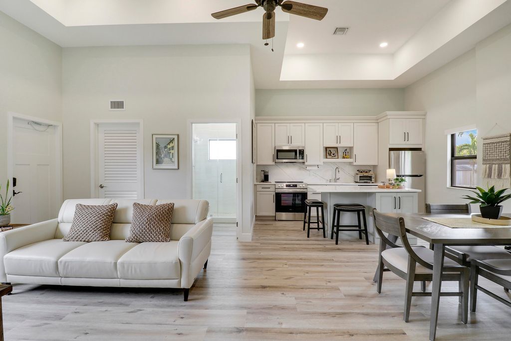 10735 Lantana Road Gh, Lake Worth, FL 33449