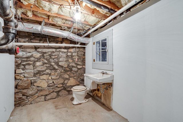 101 Hardy Road, Lookout Mountain, GA 30750