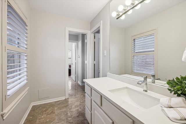 12711 Rock Falls Way, Houston, TX 77041