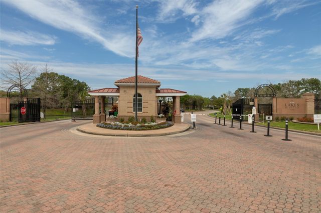 12711 Rock Falls Way, Houston, TX 77041