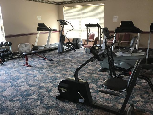 7300 Lake Cir Drive 404, Margate, FL 33063