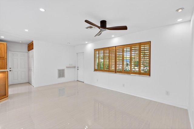 648 NW 30th Court, Wilton Manors, FL 33311