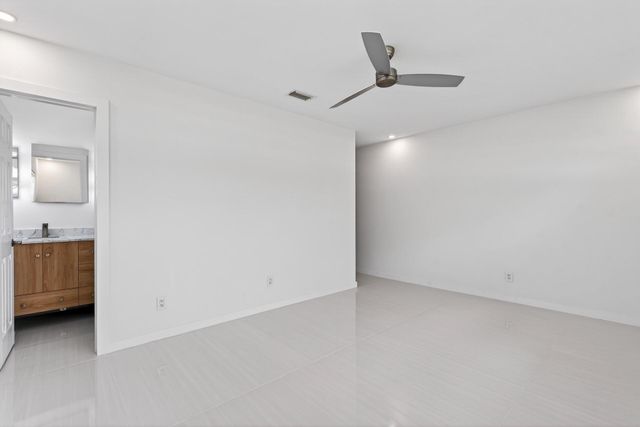 648 NW 30th Court, Wilton Manors, FL 33311