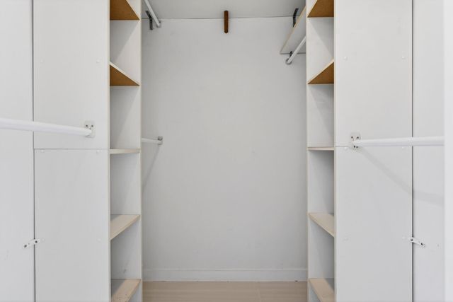 648 NW 30th Court, Wilton Manors, FL 33311