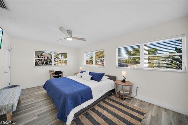 616 El Dorado PKWY E, Cape Coral, FL 33904