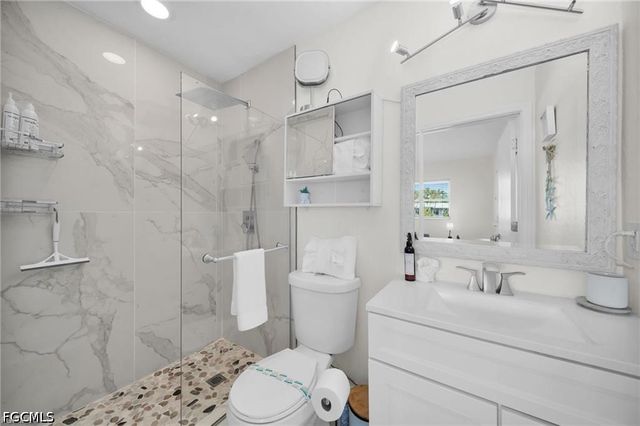 616 El Dorado PKWY E, Cape Coral, FL 33904