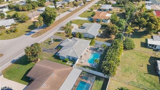 616 El Dorado PKWY E, Cape Coral, FL 33904