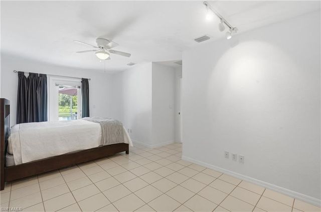 15821 Shamrock DR, Fort Myers, FL 33912