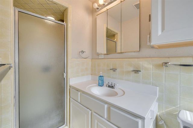 4813 Larissa Lane, Oklahoma City, OK 73112