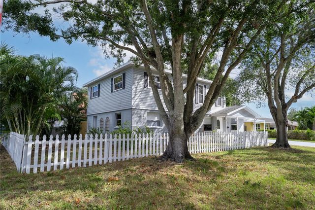 7991 24TH AVE N AVENUE N, St Petersburg, FL 33710