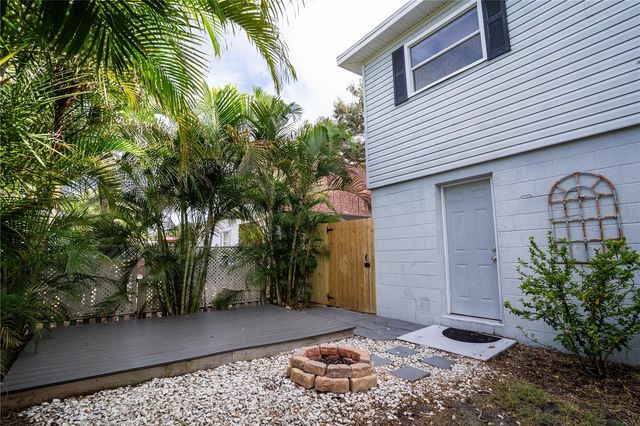 7991 24TH AVE N AVENUE N, St Petersburg, FL 33710