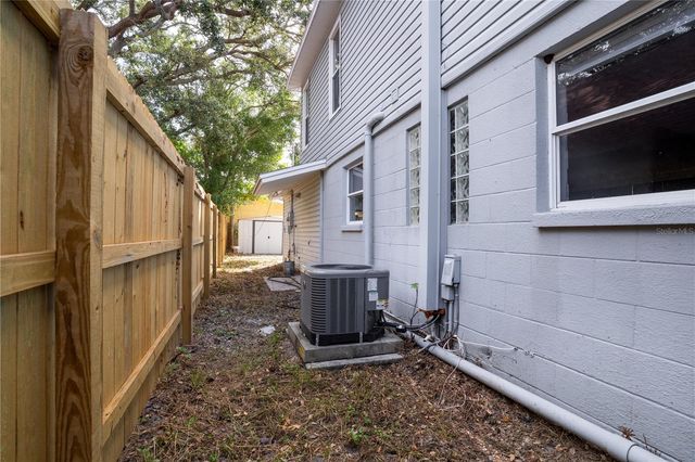 7991 24TH AVE N AVENUE N, St Petersburg, FL 33710