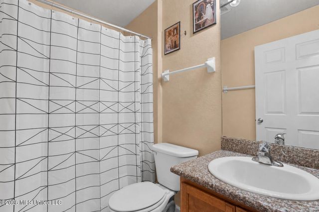 6032 E Oktibbeha Street, Bay Saint Louis, MS 39520