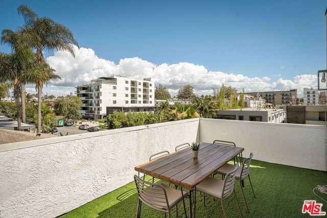 3439 Keystone Avenue 1, Los Angeles, CA 90034