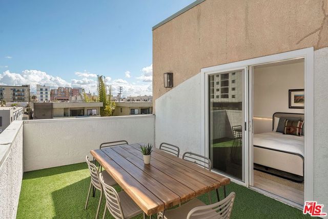 3439 Keystone Avenue 1, Los Angeles, CA 90034