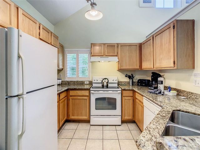 3002 BONFIRE BEACH DRIVE 202, Kissimmee, FL 34746