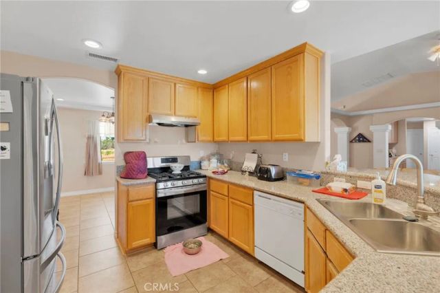 12472 Oasis Road, Pinon Hills, CA 92372