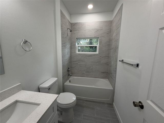3046 JEANNIN DRIVE, North Port, FL 34288