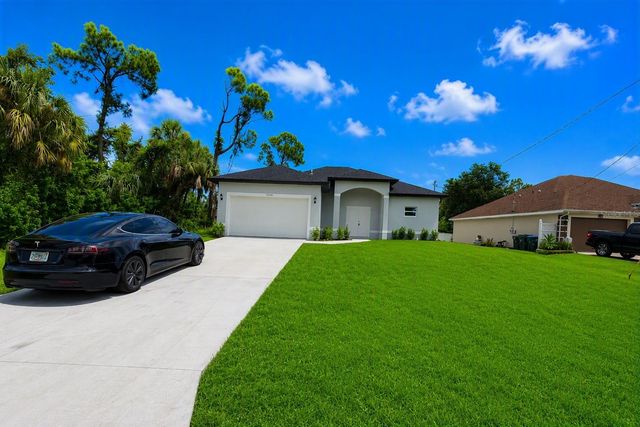 3046 JEANNIN DRIVE, North Port, FL 34288
