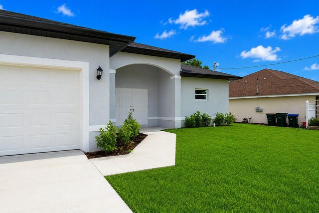 3046 JEANNIN DRIVE, North Port, FL 34288