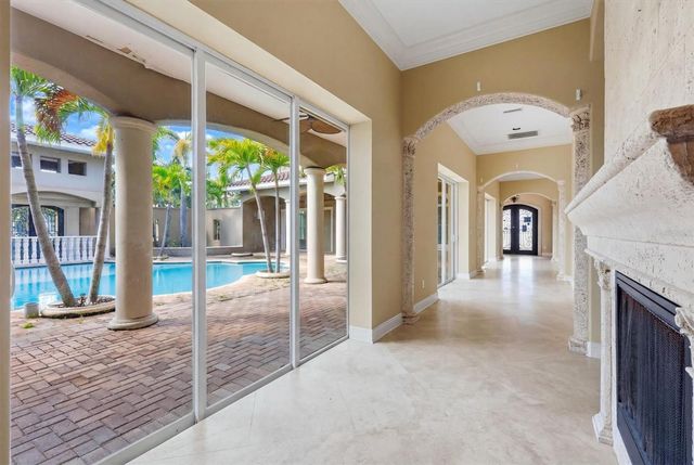 1304 JUMANA LOOP, Apollo Beach, FL 33572