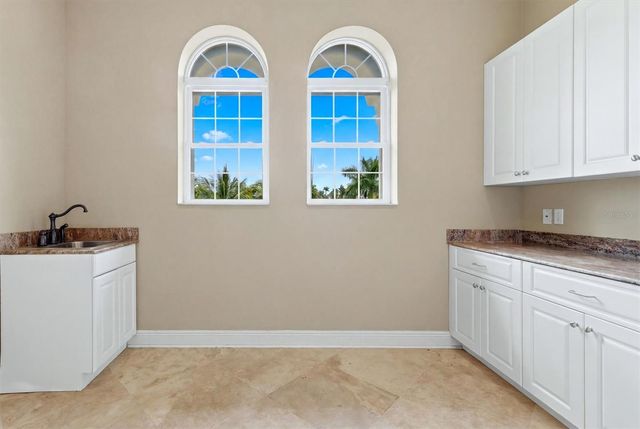 1304 JUMANA LOOP, Apollo Beach, FL 33572
