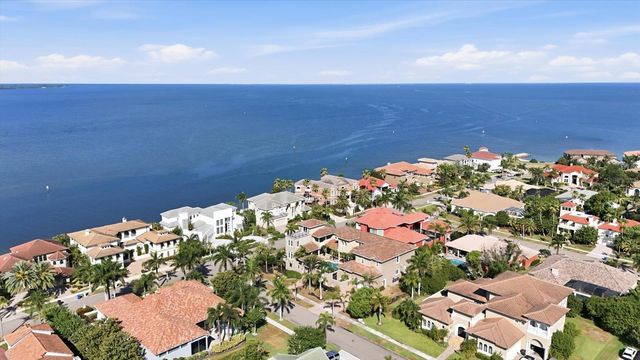 1304 JUMANA LOOP, Apollo Beach, FL 33572