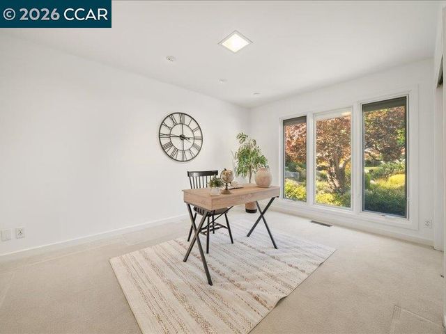 8 Dunsmoor Ct, Danville, CA 94526