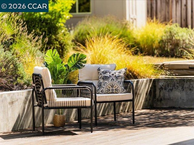 8 Dunsmoor Ct, Danville, CA 94526