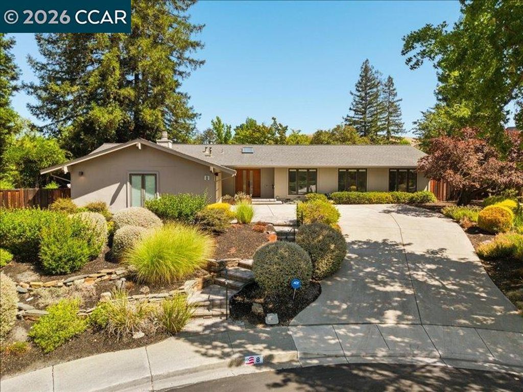 8 Dunsmoor Ct, Danville, CA 94526