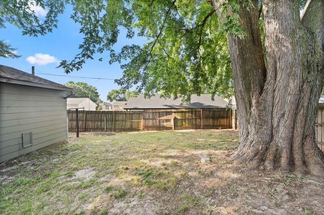 717 Phillips Street, Polk City, IA 50226