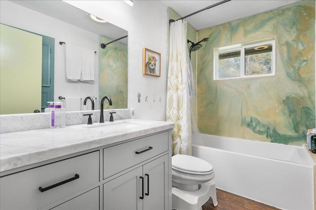 805 Wooten ST, Cedar Park, TX 78613
