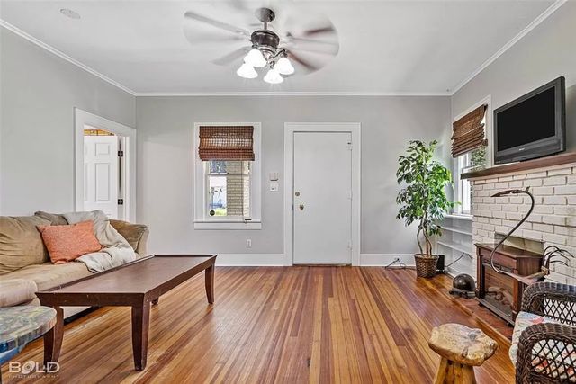660 College Street, Shreveport, LA 71104