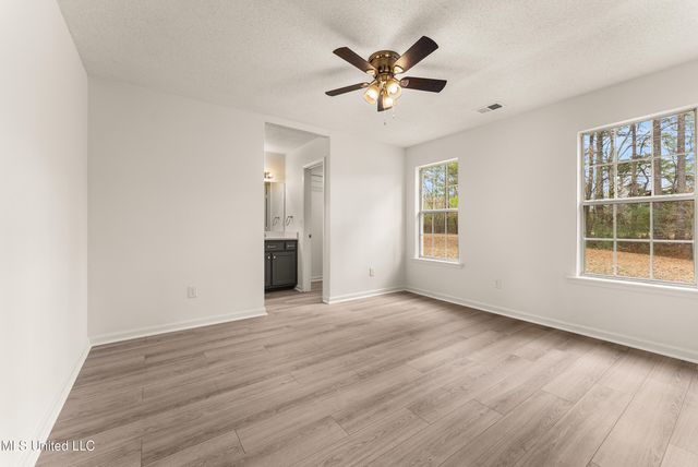 589 Swaney Drive, Holly Springs, MS 38635